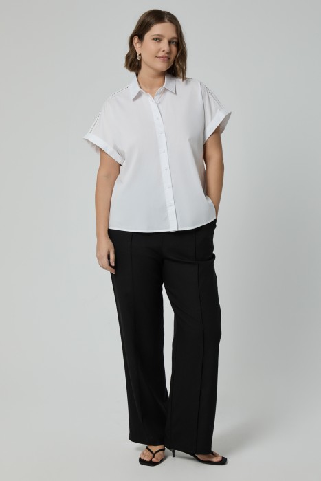 белая блузка от бренда снежная королева вид слева