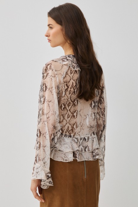 блуза с рюшами по цене 3210 руб вид справа