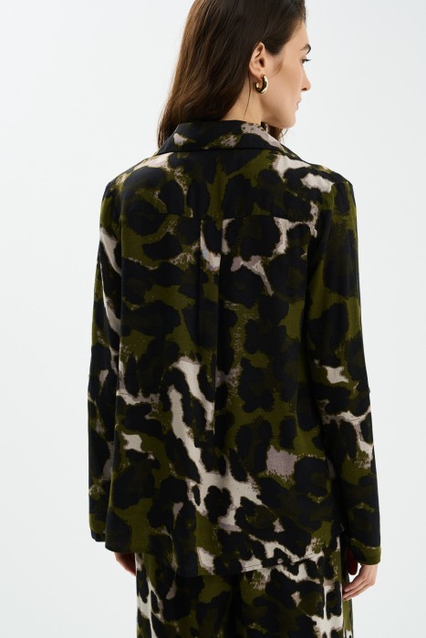 блузка из вискозы по цене 1210 руб вид справа