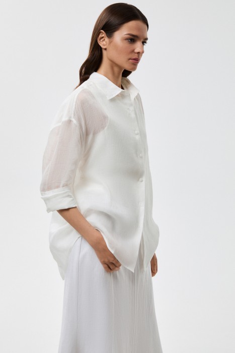 блузка изо льна от бренда снежная королева вид слева