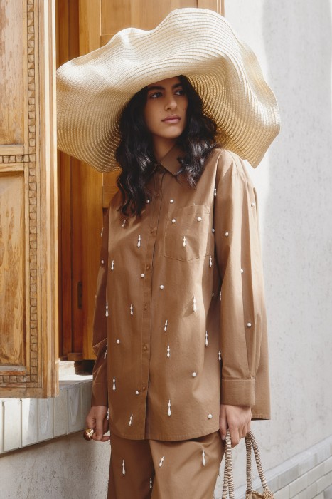 блузка с декором от бренда снежная королева вид слева