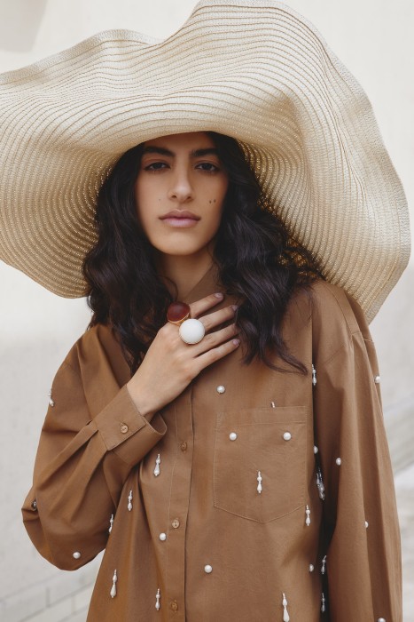 блузка с декором по цене 1980 руб вид справа