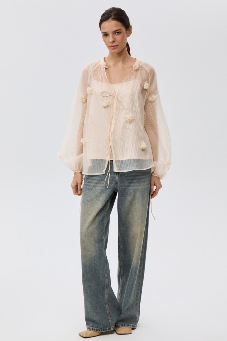 блузка с декором от бренда снежная королева вид слева