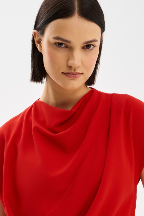 блузка с драпировкой от бренда снежная королева вид слева