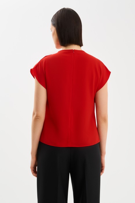 блузка с драпировкой по цене 1480 руб вид справа