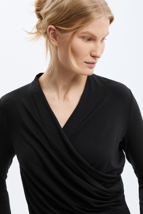 блузка с драпировкой из россии вид сбоку