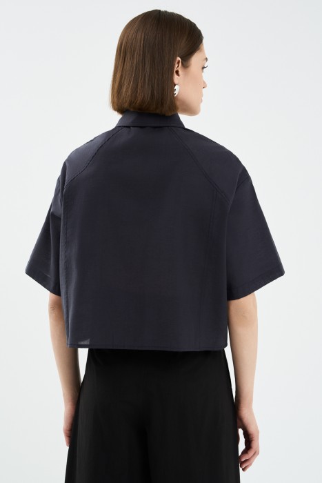 блузка с короткими рукавами по цене 1860 руб вид справа