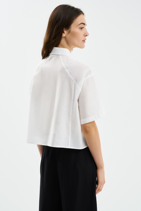 блузка с короткими рукавами по цене 1860 руб вид справа