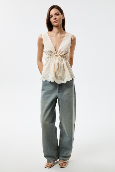 Товар с артикулом 815844003 вид сзади