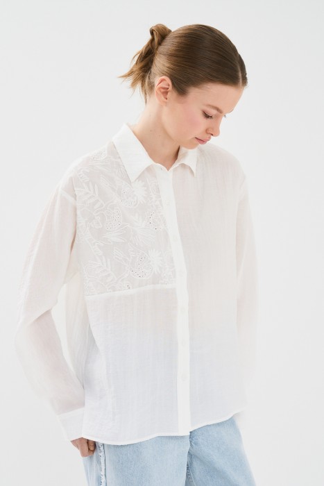 блузка с вышивкой по цене 1350 руб вид справа