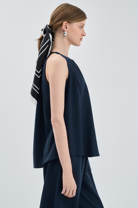 Товар с артикулом 760896003 вид сзади