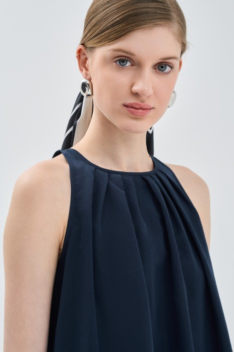 блузка из россии вид сбоку