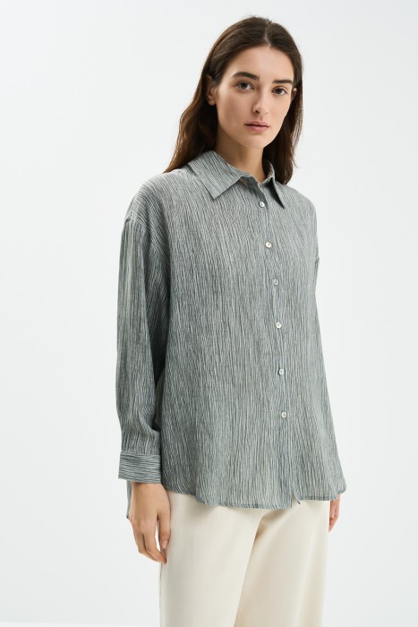 блузка от бренда снежная королева вид слева