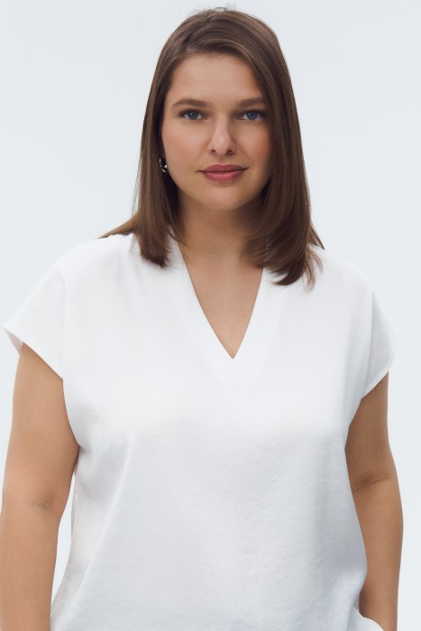 блузка по цене 4360 руб вид справа