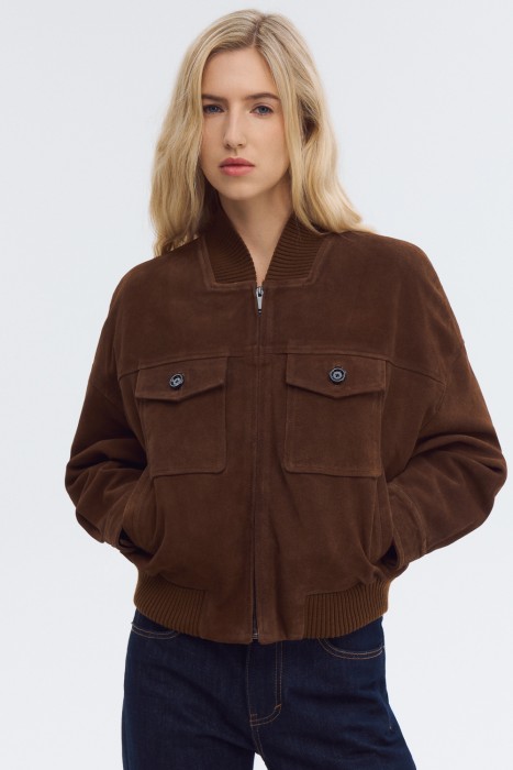 бомбер из натуральной кожи от бренда снежная королева вид слева