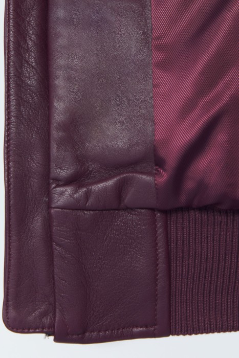 бомбер из натуральной кожи из россии вид сбоку