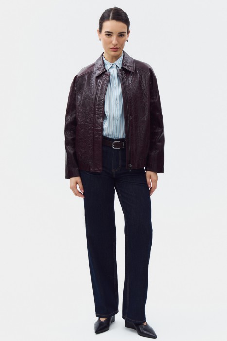 бомбер из натуральной кожи по цене 21490 руб вид справа