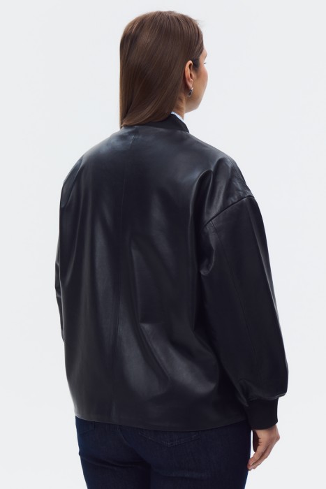 бомбер из натуральной кожи по цене 14100 руб вид справа