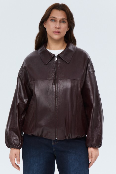 бомбер из натуральной кожи от бренда снежная королева вид слева