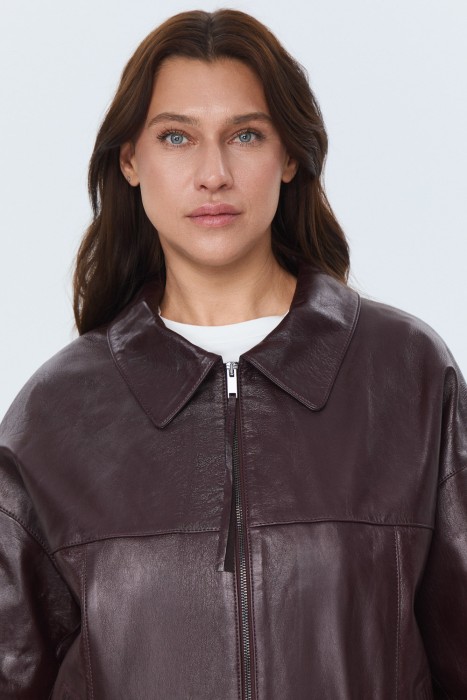 бомбер из натуральной кожи из россии вид сбоку