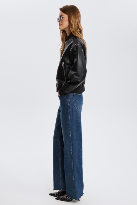 Товар с артикулом 827066003 вид сзади