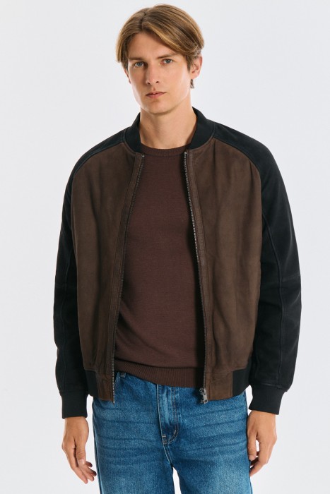 бомбер из натуральной кожи из россии вид сбоку