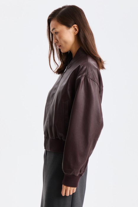 Товар с артикулом 829358003 вид сзади