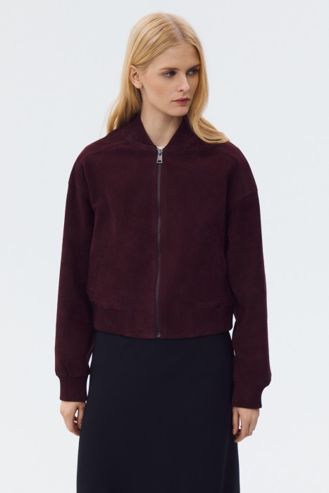 бомбер из натуральной замши от бренда снежная королева вид слева