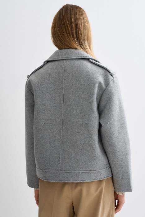 бомбер из пальтовой ткани по цене 7670 руб вид справа