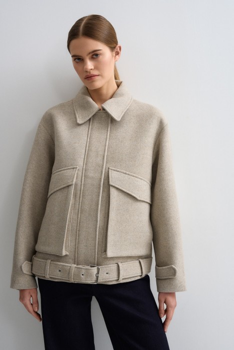 бомбер из пальтовой ткани от бренда снежная королева вид слева