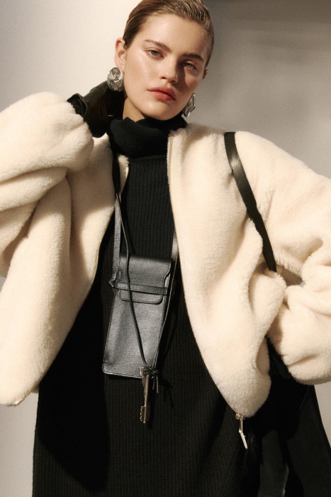 Товар с артикулом 789386003 вид сзади