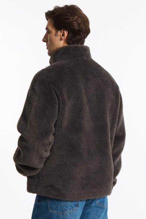 бомбер из шерсти по цене 6520 руб вид справа