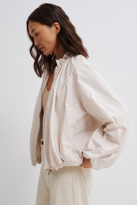 бомбер с драпировкой из россии вид сбоку