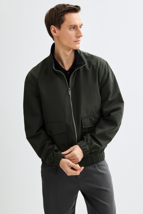 бомбер от бренда снежная королева вид слева