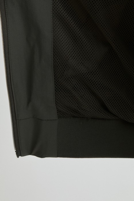 бомбер из россии вид сбоку