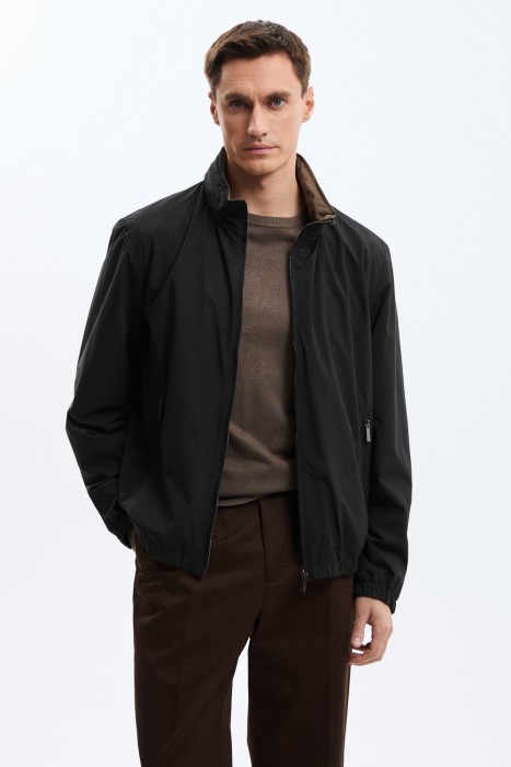 бомбер от бренда снежная королева вид слева