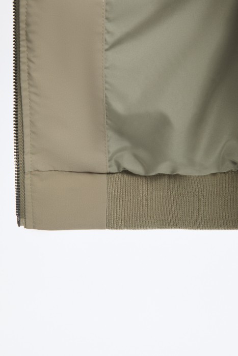 бомбер из россии вид сбоку