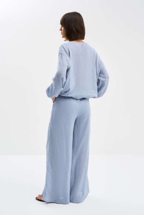 брюки из хлопка по цене 1370 руб вид справа