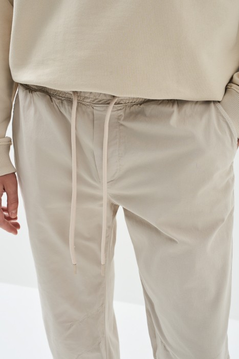 брюки из хлопка от бренда снежная королева вид слева