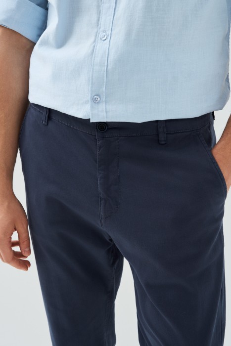 брюки из хлопка от бренда снежная королева вид слева