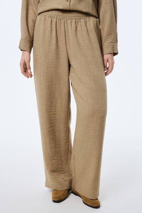 брюки из вискозы и льна от бренда снежная королева вид слева