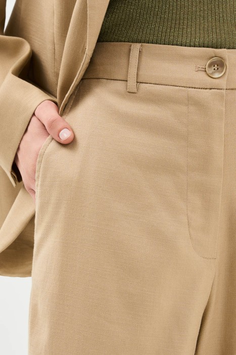 брюки из вискозы и льна из россии вид сбоку