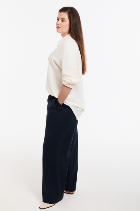 брюки из вискозы и льна от бренда снежная королева вид слева