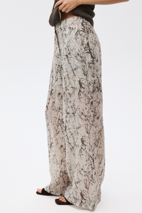 Товар с артикулом 817688003 вид сзади