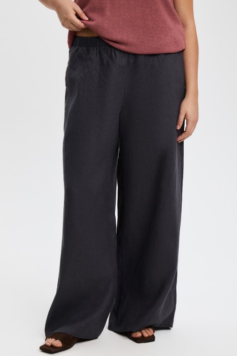 брюки изо льна по цене 4620 руб вид справа