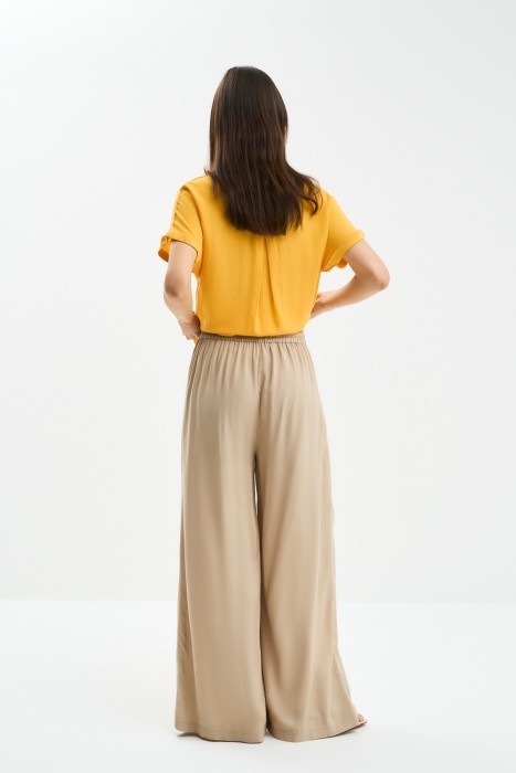 брюки-палаццо по цене 1620 руб вид справа