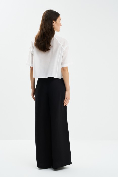 брюки-палаццо по цене 2680 руб вид справа