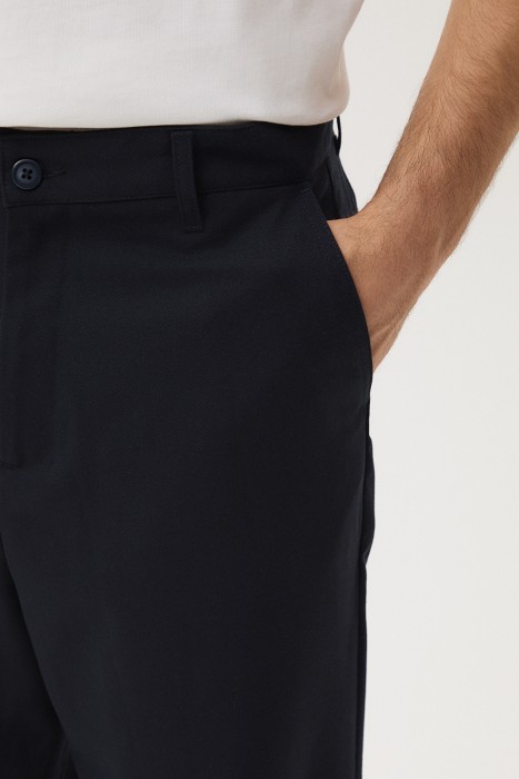 брюки прямые из россии вид сбоку