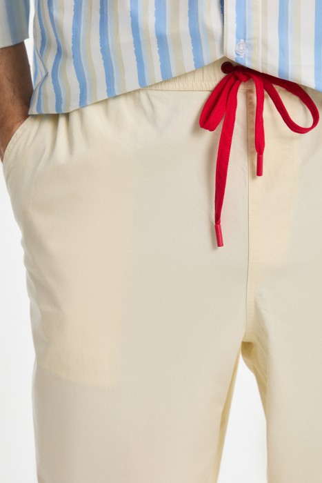 брюки прямые из россии вид сбоку