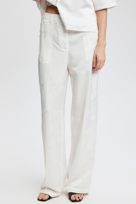 брюки с принтом от бренда снежная королева вид слева